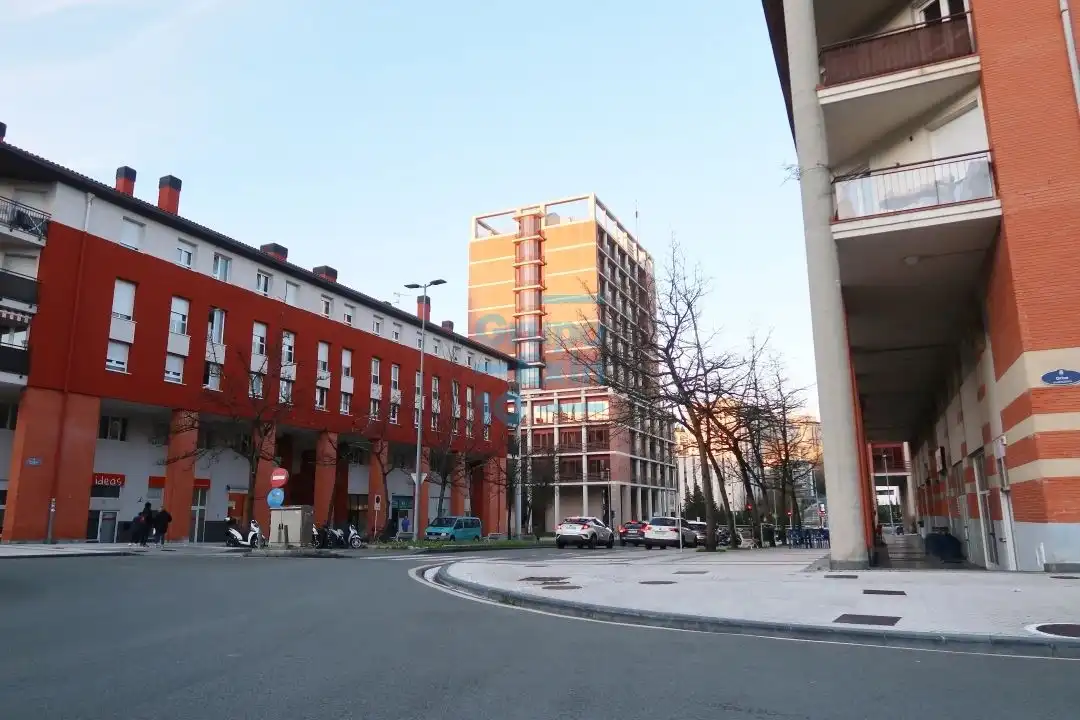 Vista exterior de Garatge en venda en Donostia - San Sebastián 