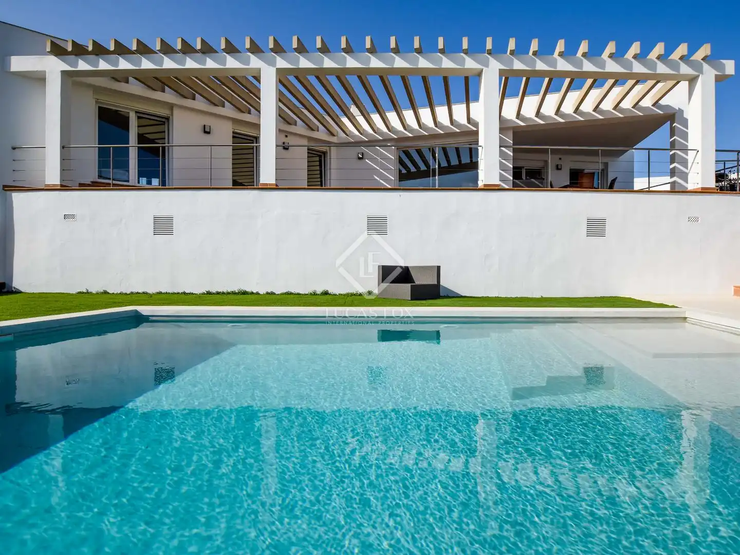 Chalet con piscina en venta en Biniancolla - Punta Prima, imagen 2