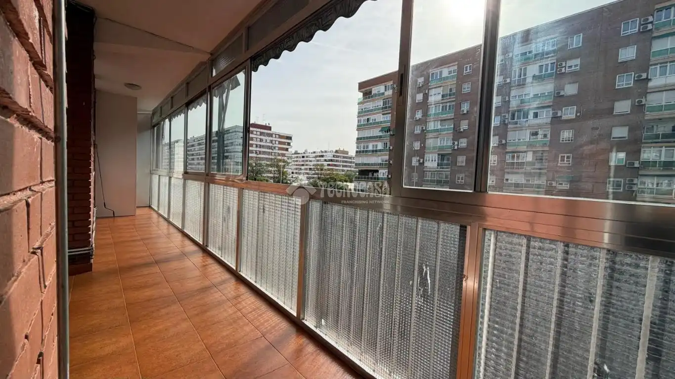 Terraza de Piso de alquiler en Fuencarral - El Pardo