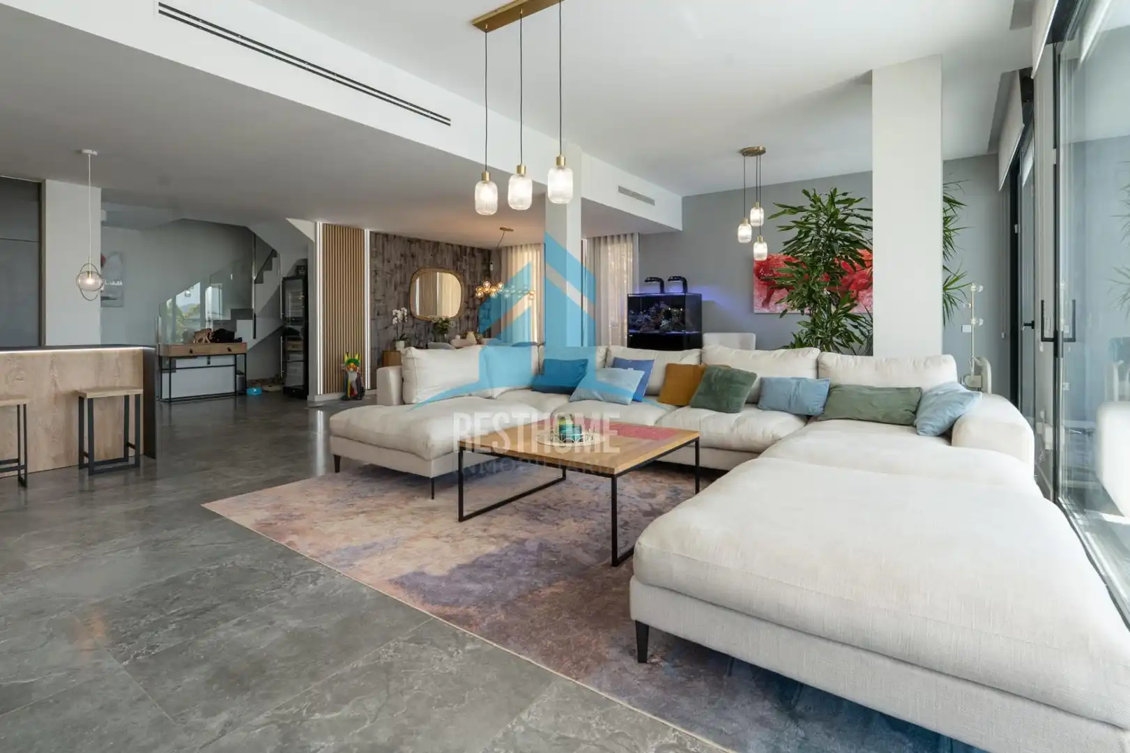 Sala d'estar de Casa o xalet en venda en Finestrat amb Aire condicionat, Calefacció i Jardí privat