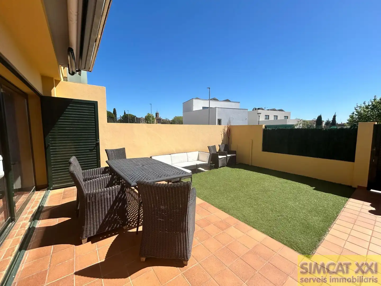 Terraza de Casa adosada en venta en Navata con Aire acondicionado, Calefacción y Parquet