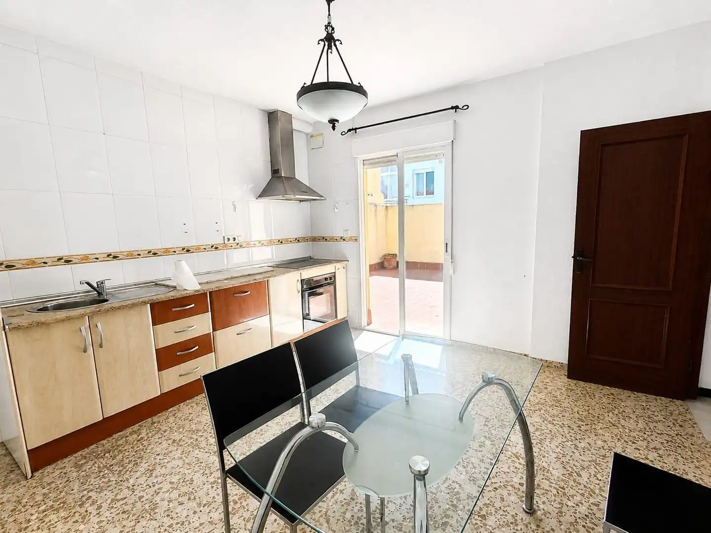 Cuina de Casa o xalet en venda en Armilla amb Jardí privat, Terrassa i Traster