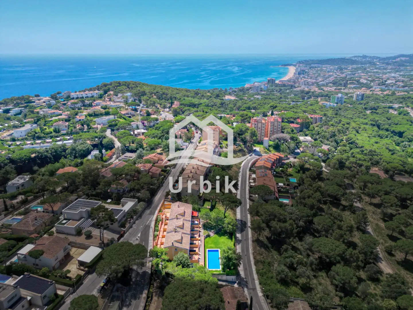 Außenansicht von Einfamilien-Reihenhaus zum Verkauf in Castell d'Aro, Platja d'Aro i s'Agaró mit Klimaanlage, Heizung und Terrasse