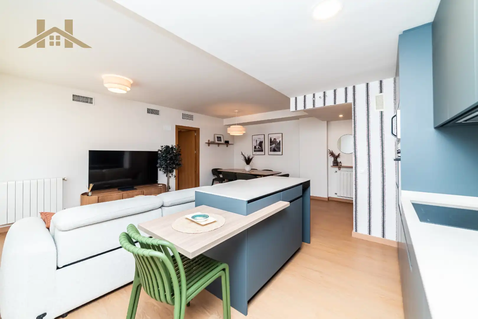 Sala de estar de Piso en venta en Madrid con Calefacción, Terraza y Trastero