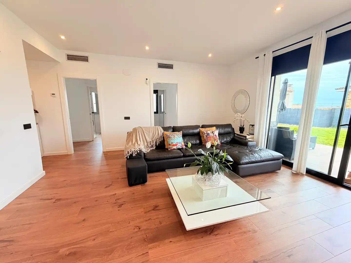 Sala de estar de Casa o chalet en venta en Cunit con Aire acondicionado y Terraza