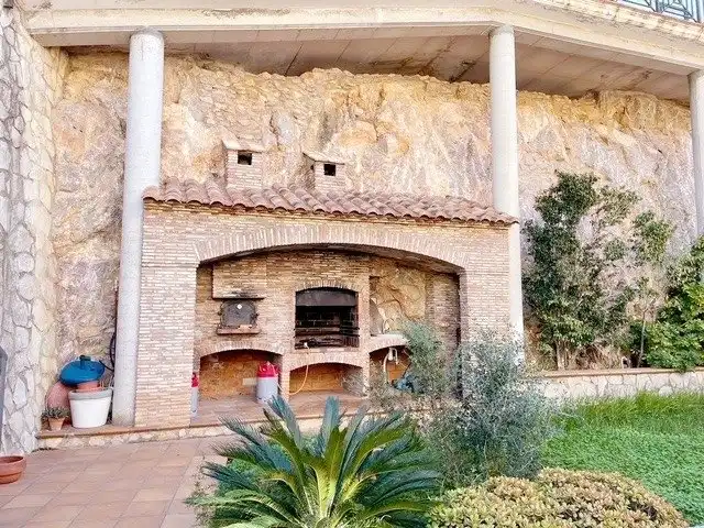Terrassa de Casa o xalet en venda en Benicasim / Benicàssim amb Aire condicionat, Jardí privat i Terrassa