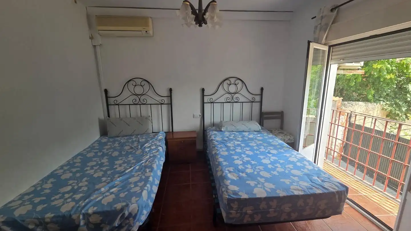 Habitación de Casa o chalet en venta en Barajas de Melo con Aire acondicionado, Calefacción y Amueblado