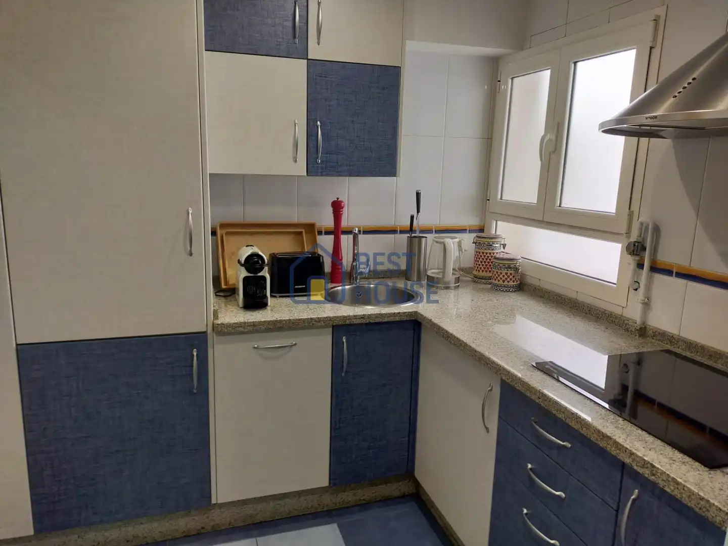 Cocina de Piso en venta en León Capital  con Calefacción, Terraza y Trastero
