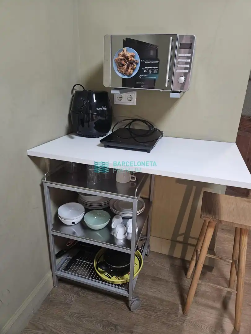 Cocina de Piso de alquiler en Barcelona con Aire acondicionado y Amueblado