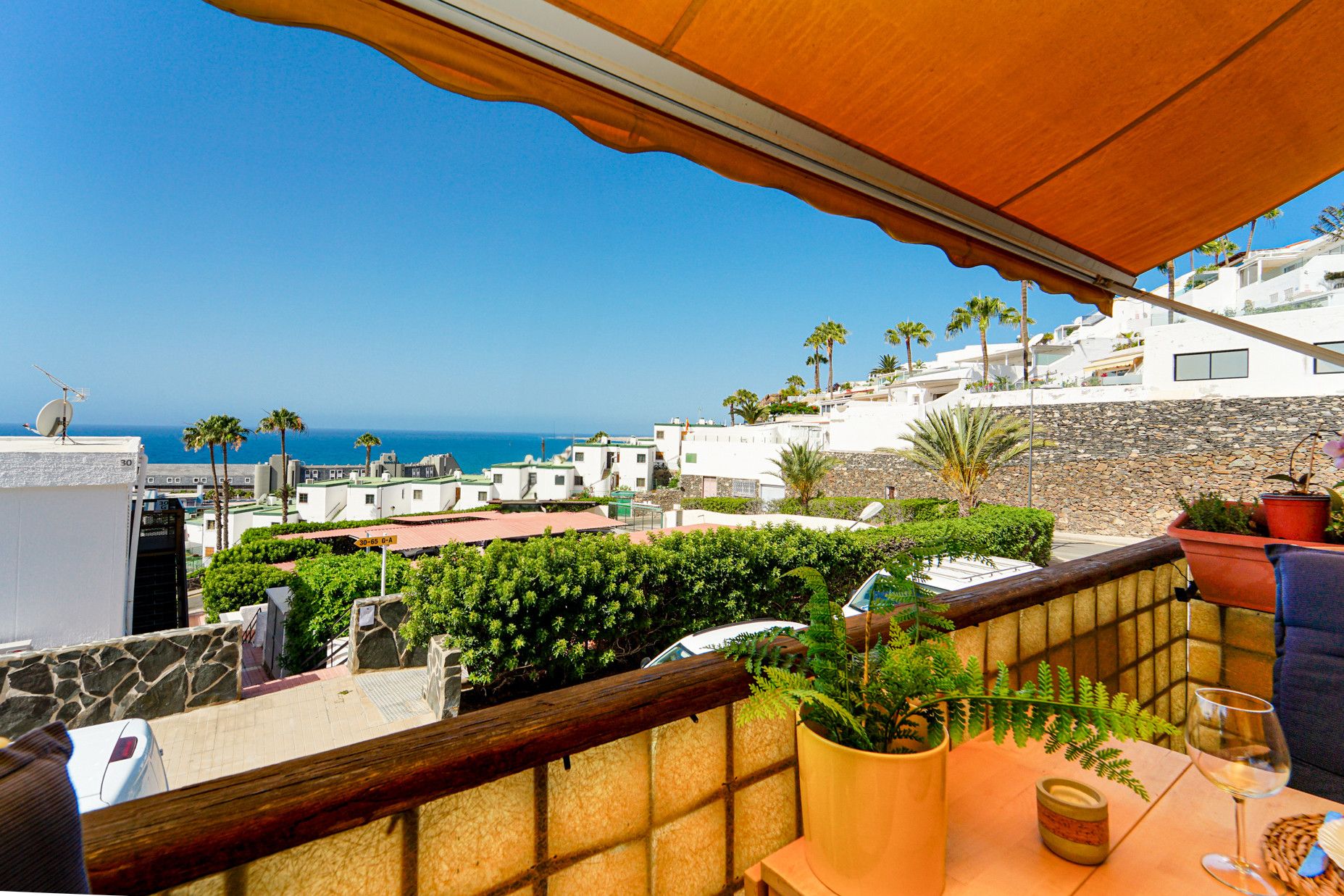 Vista exterior de Dúplex en venta en San Bartolomé de Tirajana con Aire acondicionado, Jardín privado y Terraza