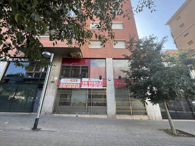 Local comercial en Alquiler en Calle Selva de Mar, 175 en Sant Martí de Provençals