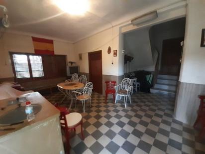 Menjador de Casa o xalet en venda en Elda amb Jardí privat, Terrassa i Piscina