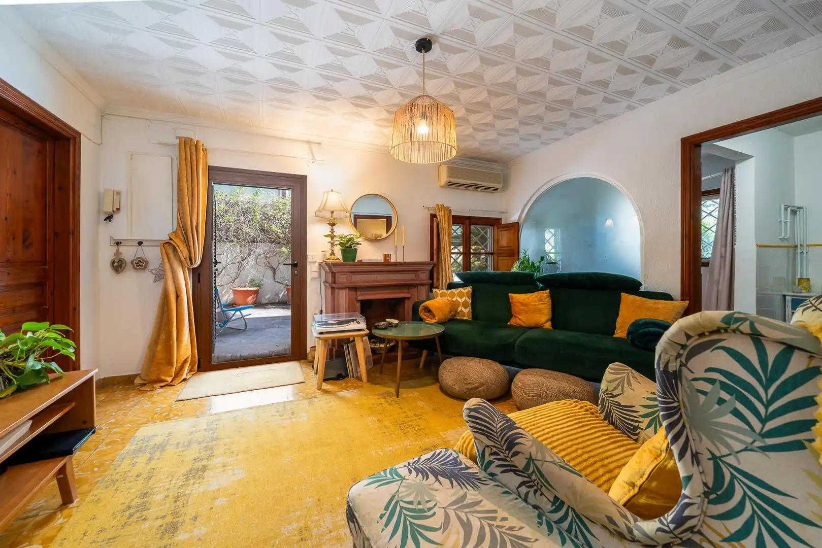 Sala d'estar de Casa adosada en venda en Calvià amb Jardí privat i Terrassa