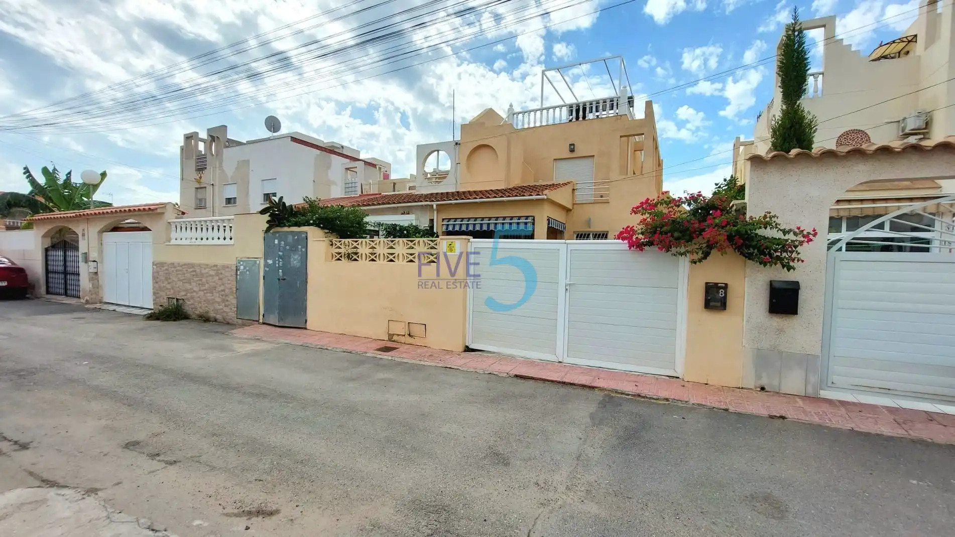 Casa con terraza en venta en Zona Carrefour - Urbanizaciones, imagen 26