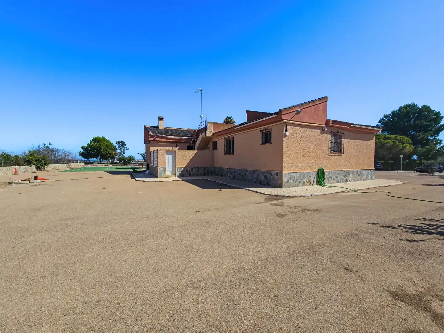 Vista exterior de Finca rústica en venta en Algorfa con Aire acondicionado, Calefacción y Terraza
