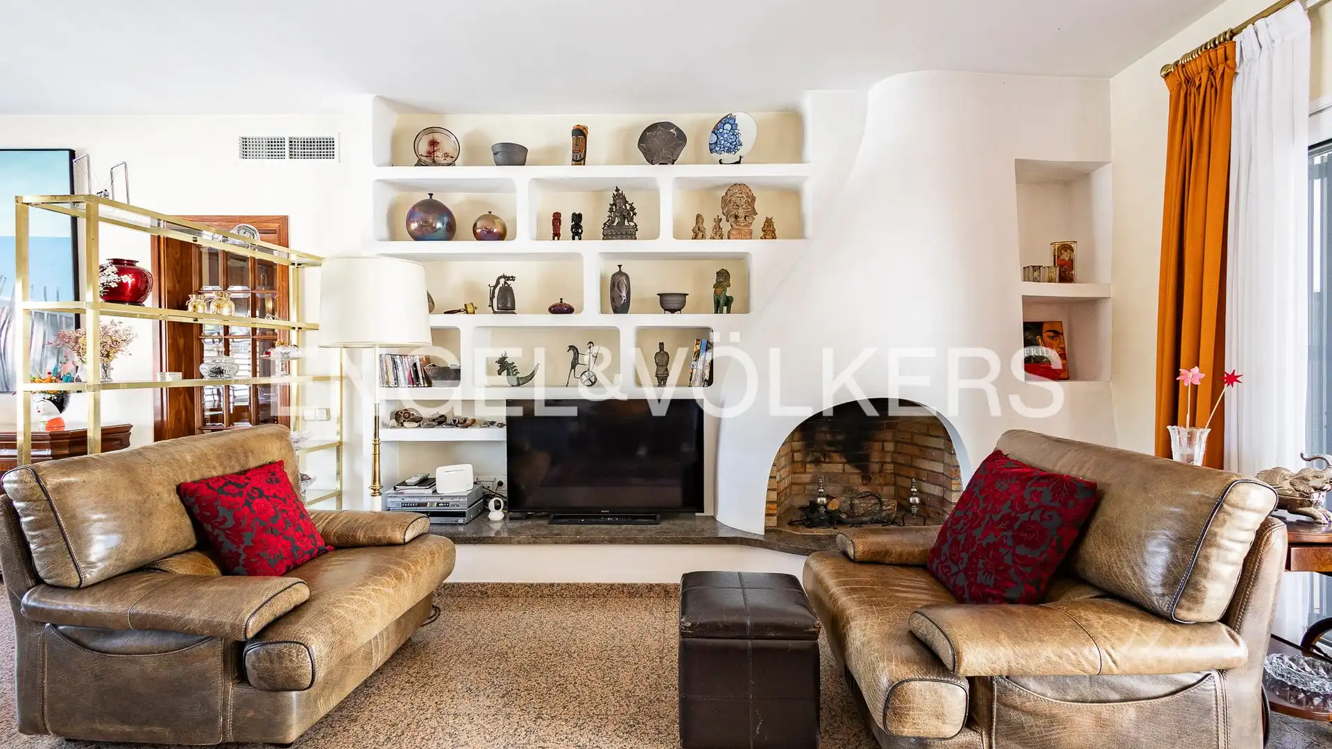 Sala de estar de Casa o chalet en venta en Abrera con Aire acondicionado, Calefacción y Jardín privado