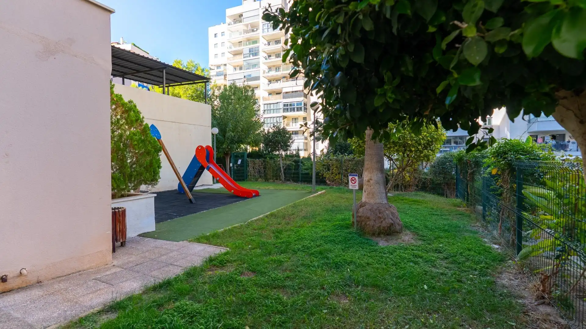 Terrace of Attic for rent in Villajoyosa / La Vila Joiosa  with Air Conditioner, Heating and Private garden