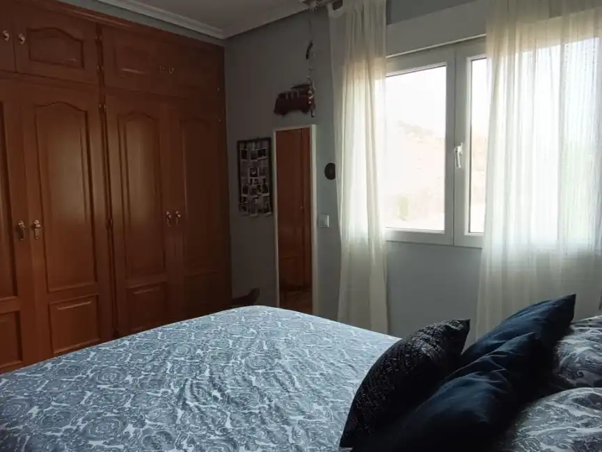 Dormitori de Casa o xalet en venda en Moralzarzal amb Calefacció, Jardí privat i Parquet