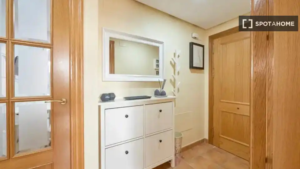 Flat for share in Murcia  with Air Conditioner, Heating and Furnished