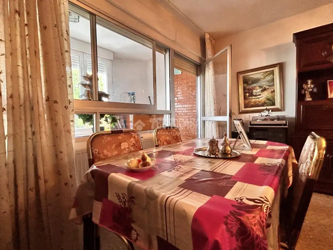 Dining room of Flat for sale in Madrid  with Air Conditioner and Heating