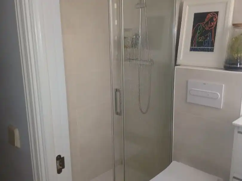 Baño de Piso en venta en  Madrid Capital con Aire acondicionado