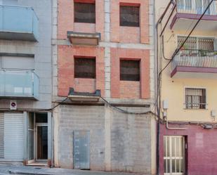 Exterior view of Building for sale in Santa Coloma de Gramenet