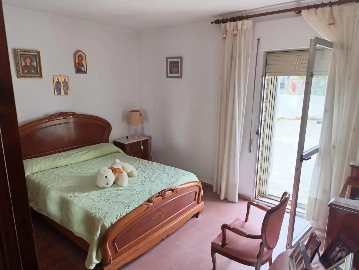 Habitación de Casa adosada en venta en Sariñena con Calefacción, Jardín privado y Terraza