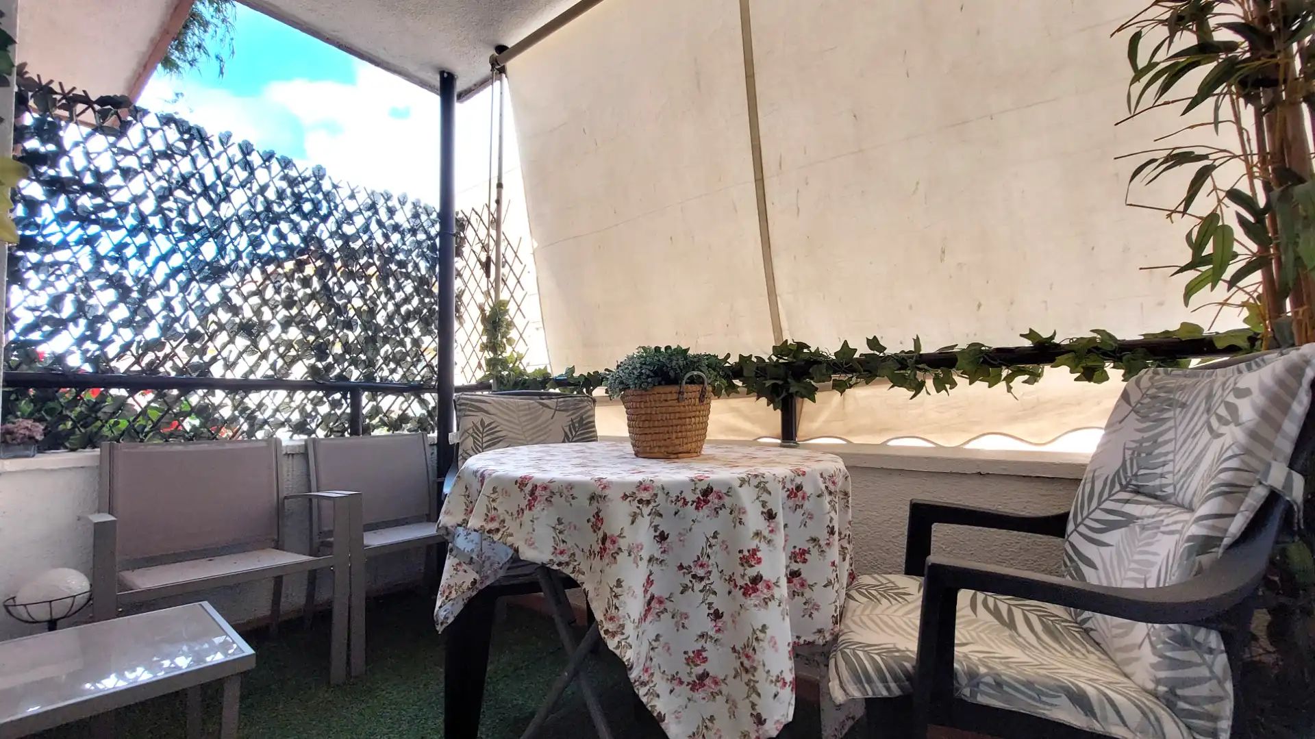 Terraza de Piso en venta en Vic con Calefacción, Parquet y Terraza
