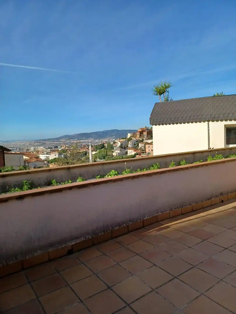 Casa amb terrassa en venda a La Miranda, imagen 14