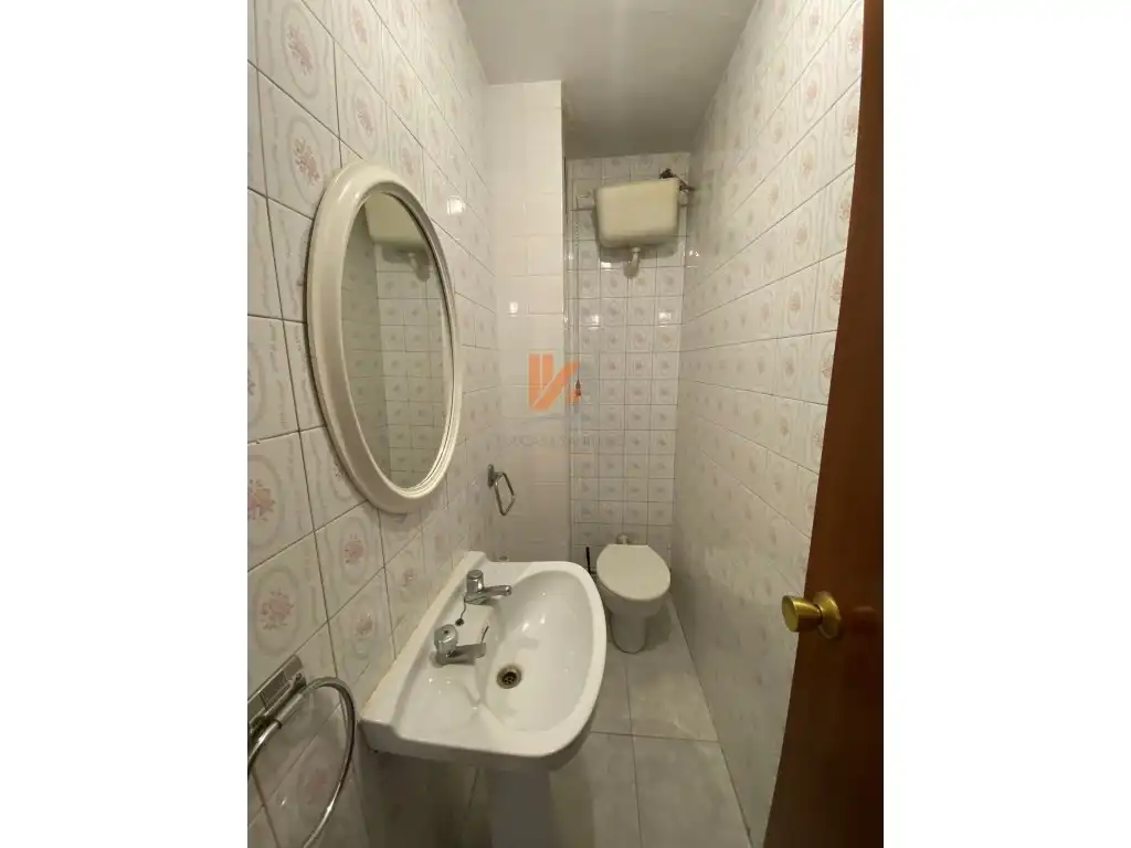 Badezimmer von Wohnung zur Miete in Santiago de Compostela  mit Heizung und Möbliert