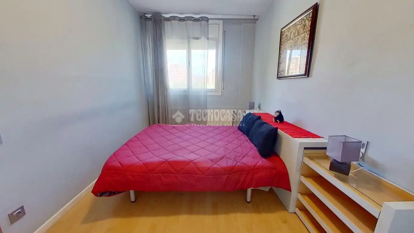 Habitación de Piso en venta en Sabadell con Aire acondicionado