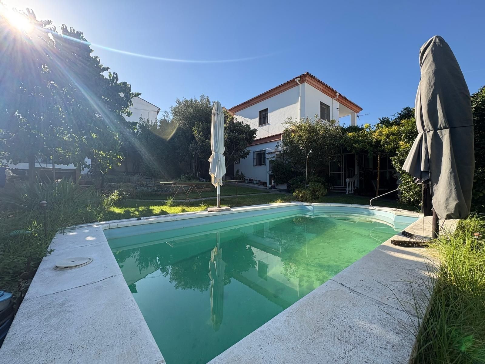 Piscina de Casa o chalet en venta en Algeciras con Jardín privado, Terraza y Trastero