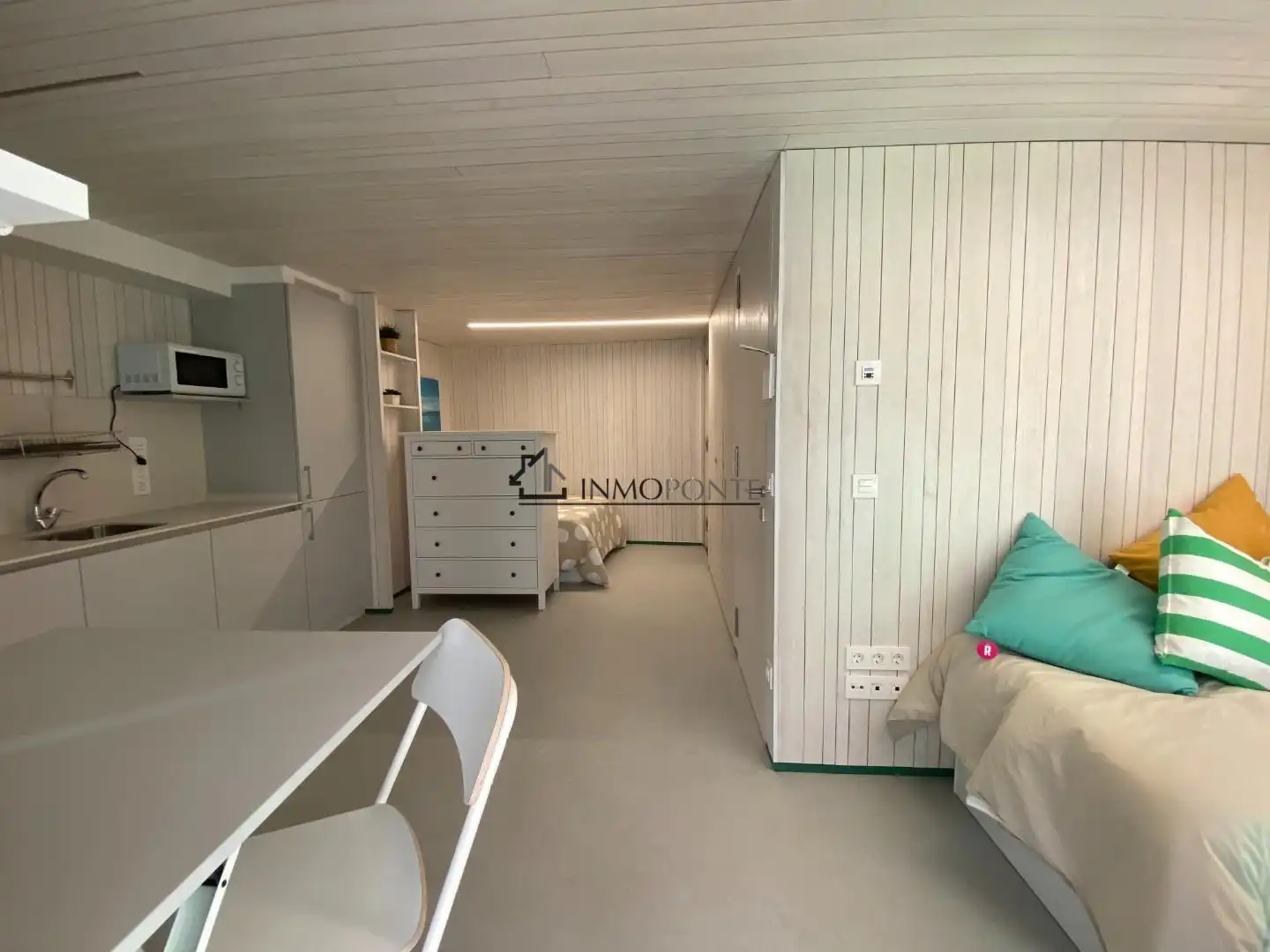 Estudio de alquiler en Pontevedra Capital , Pontevedra