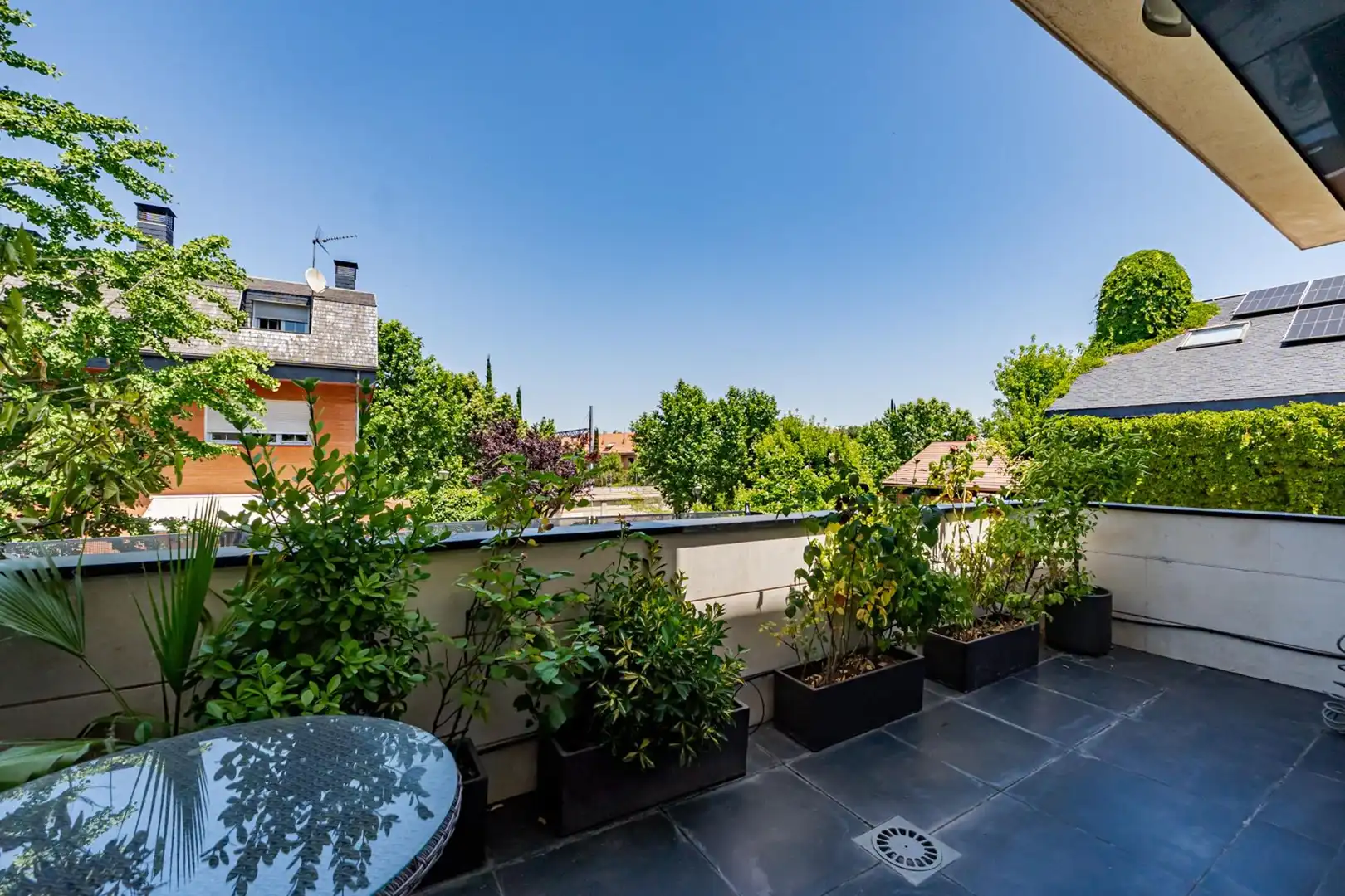 Terraza de Casa adosada en venta en Pozuelo de Alarcón con Aire acondicionado, Calefacción y Piscina
