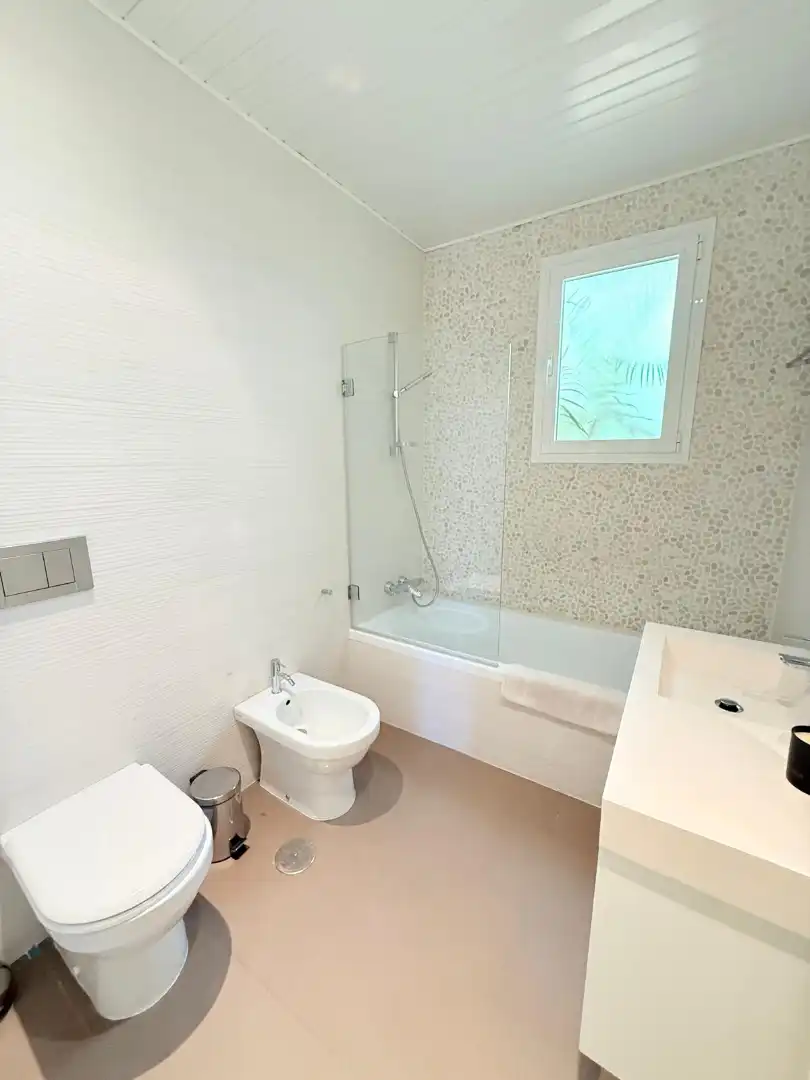 Casa aparellada amb terrassa de lloguer a Este, imagen 56