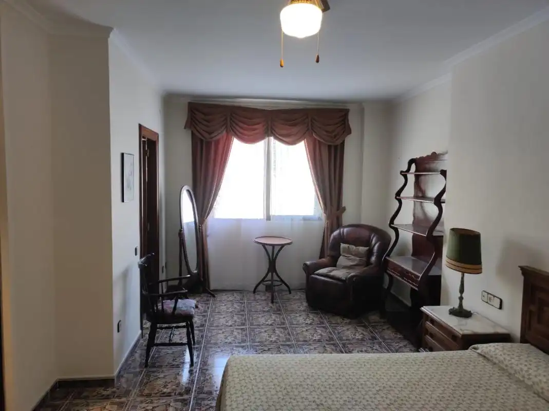 Country house zur Miete in Carrer Mare de Déu del Miracle, Rafelbuñol / Rafelbunyol