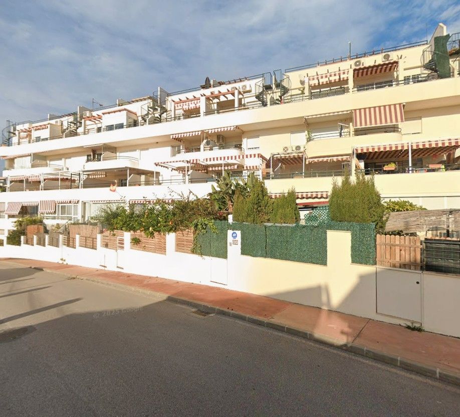 Vista exterior de Garatge en venda en Rincón de la Victoria