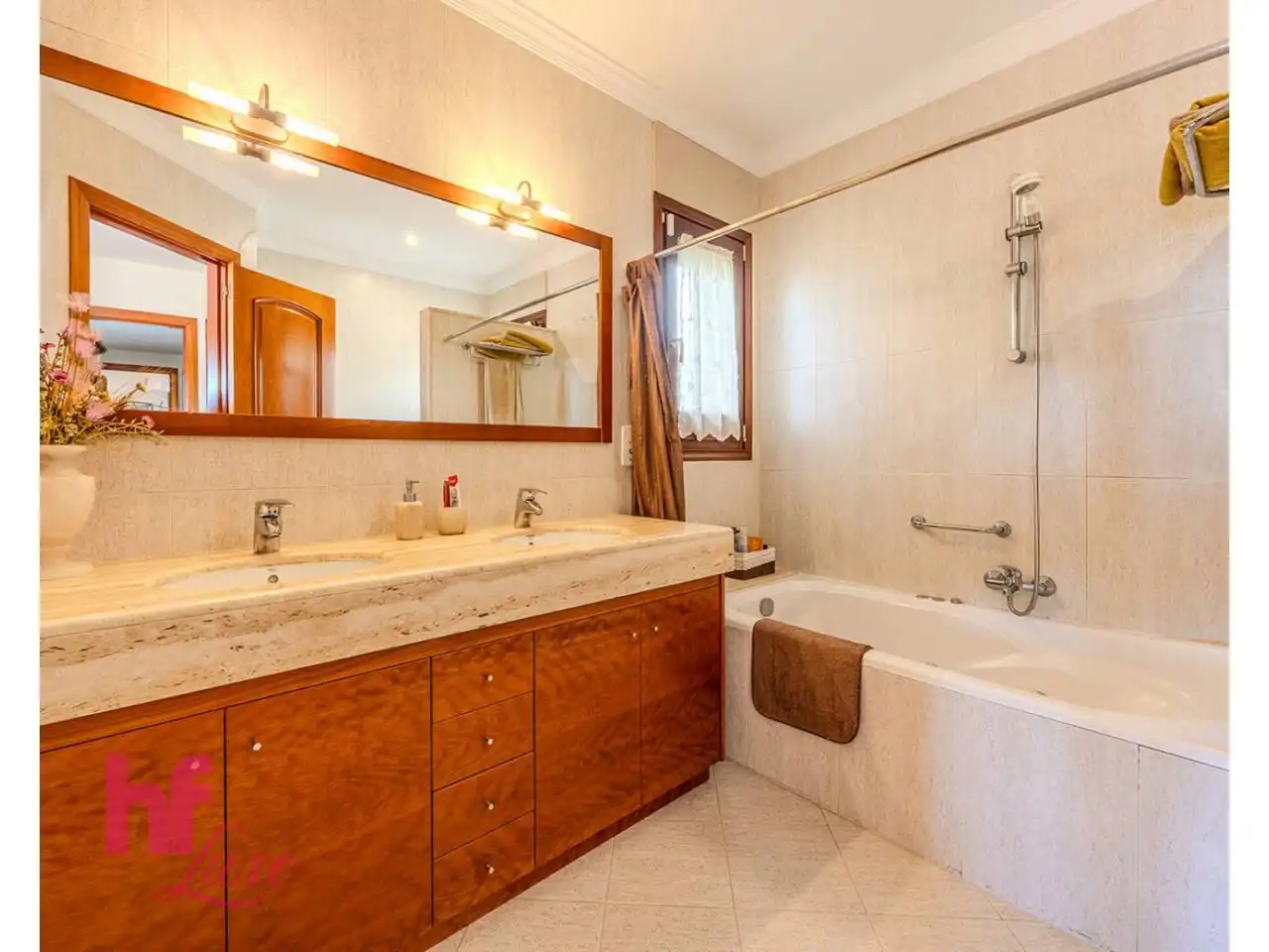 Baño de Casa o chalet en venta en Granollers con Calefacción, Jardín privado y Parquet
