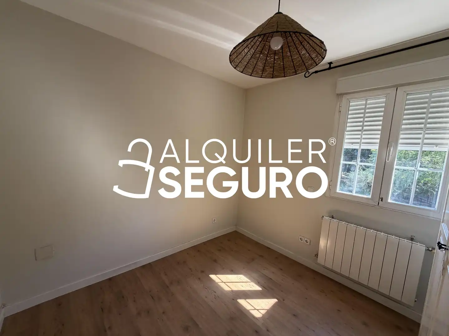 Habitación de Piso de alquiler en Leganés con Aire acondicionado, Calefacción y Amueblado