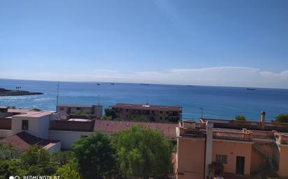 Vista exterior de Pis de lloguer en  Tarragona Capital amb Terrassa