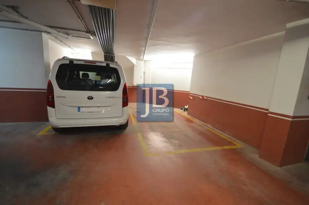 Parking de Piso en venta en La Llosa de Ranes con Aire acondicionado, Horno y Balcón