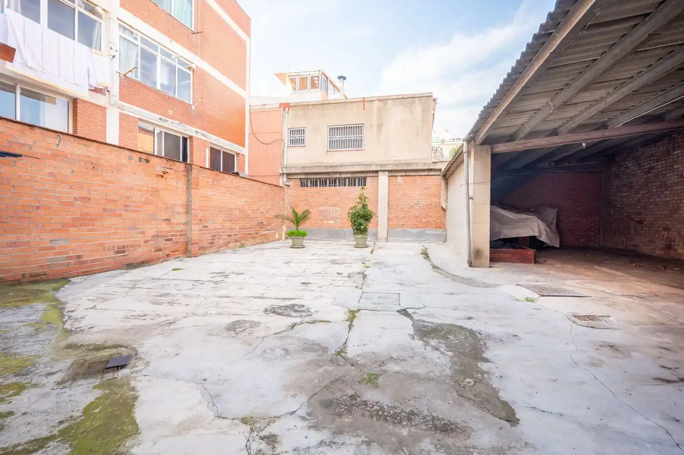 Vista exterior de Casa o chalet en venta en Viladecans con Terraza y Trastero