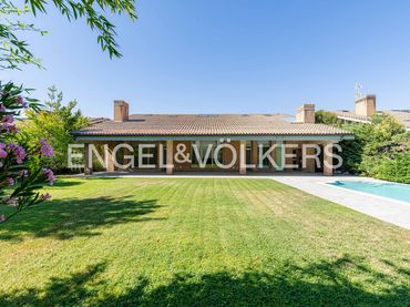Casa con piscina in affitto a Prado de Somosaguas - La Finca