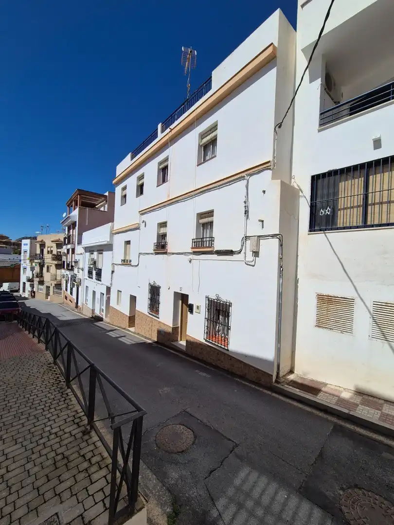Vista exterior de Casa o chalet en venta en Almuñécar
