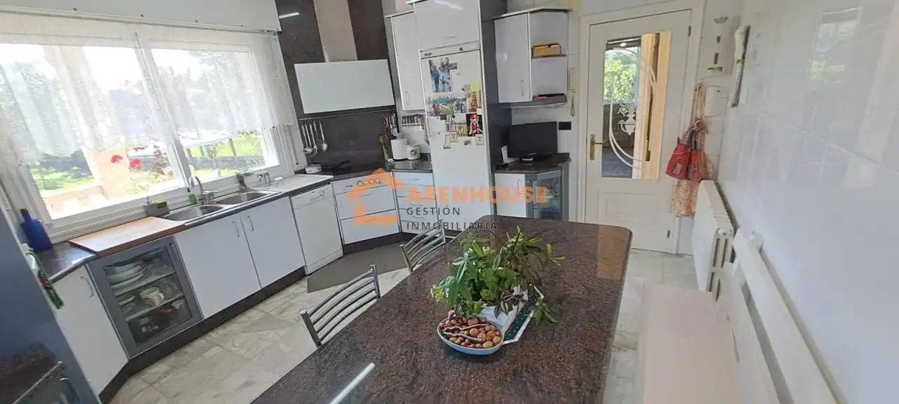 Chalet con terraza en venta en San Cibrao das Viñas, imagen 11