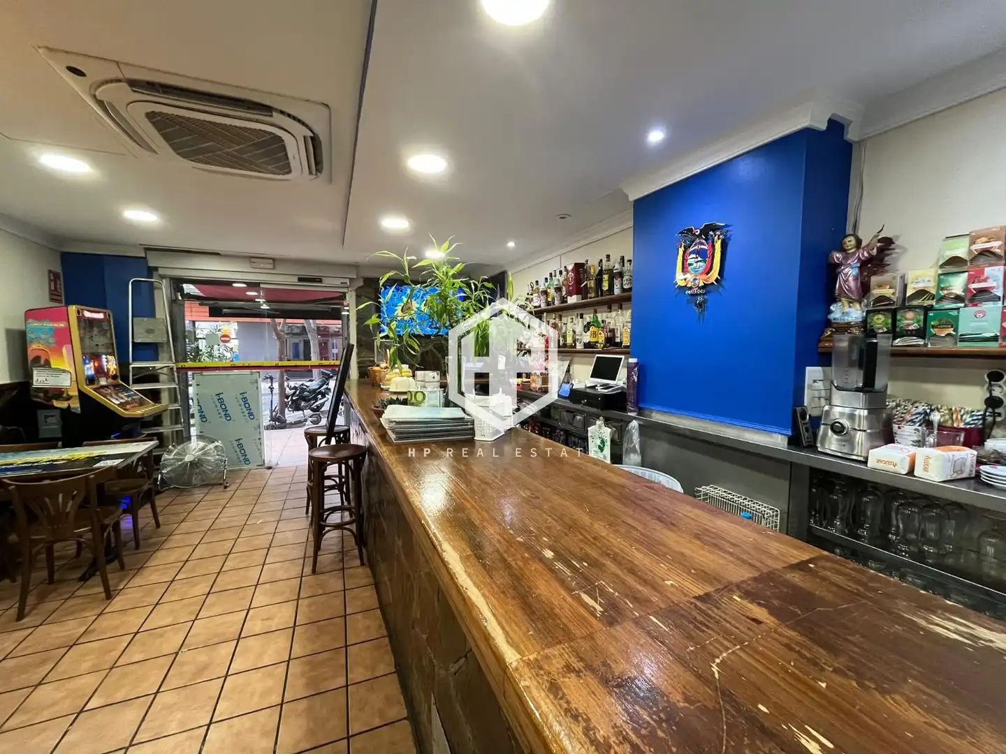Local comercial en venda a Gran de la Sagrera, imagen 2