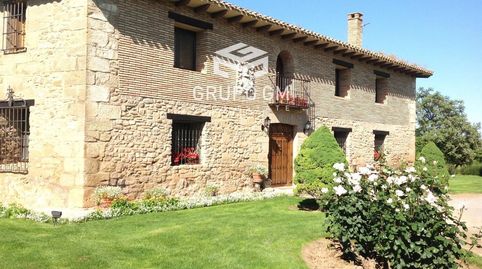 FINCA RÚSTICA CON VIVIENDA SEÑORIAL Y NEGOCIO DE EVENTOS JUNTO A LOGROÑO