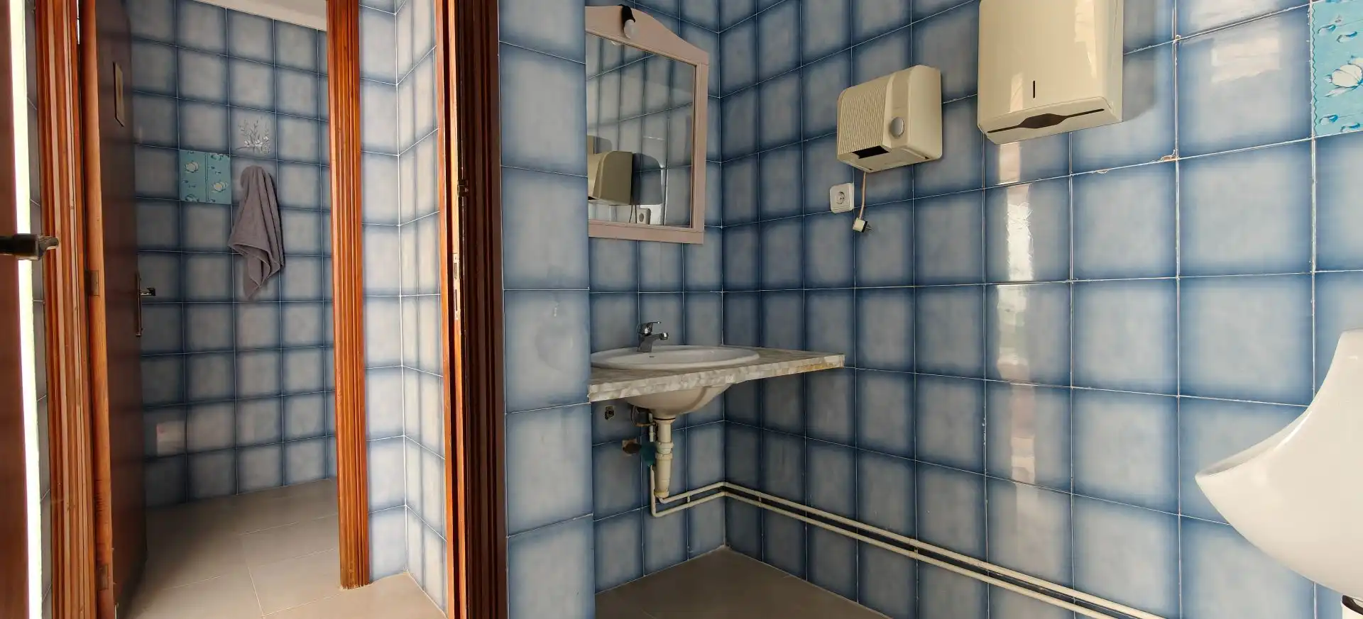 Bathroom of Commercial properties for sale in Manacor  with Air Conditioner and Furnished
