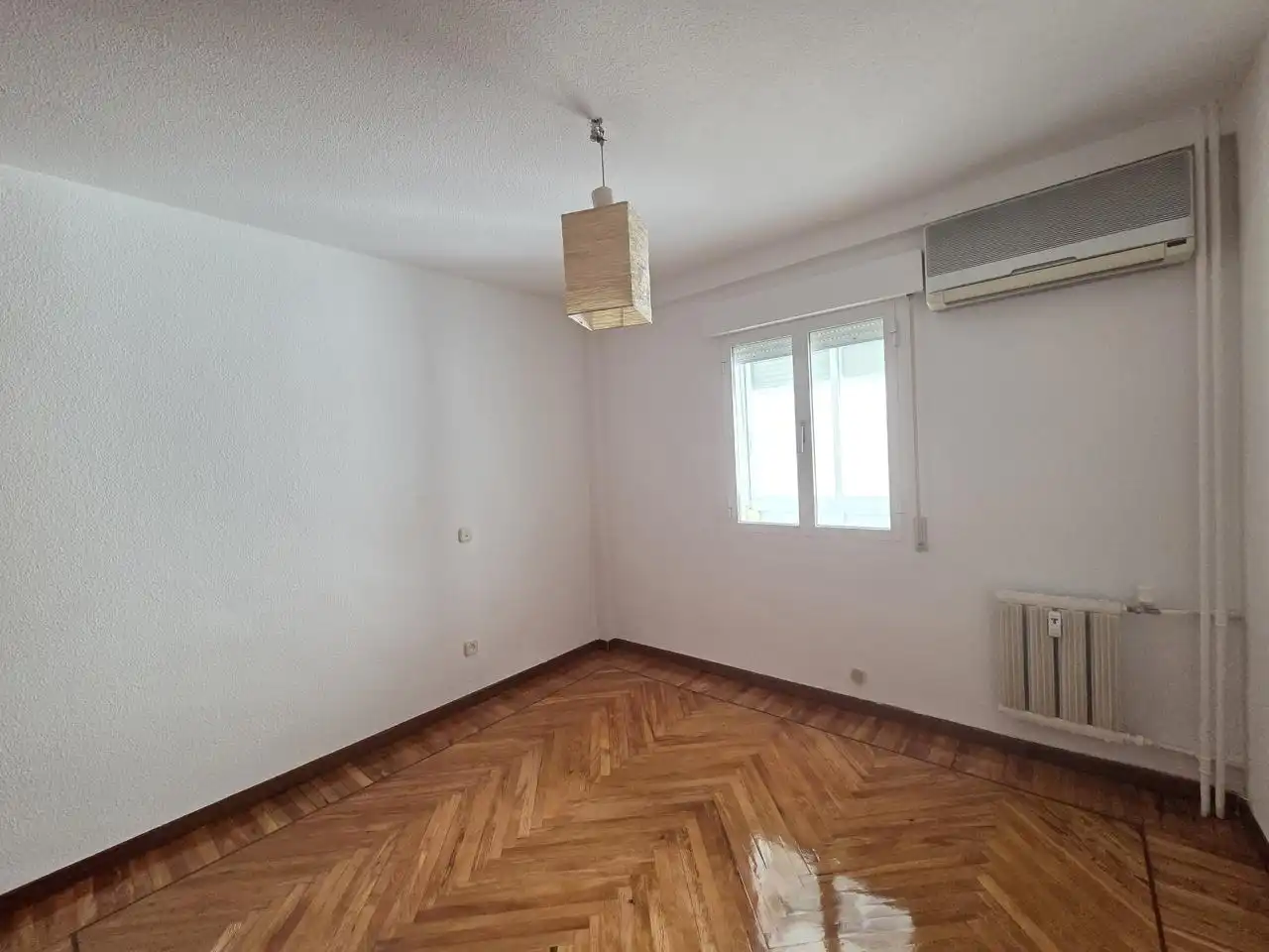 Wohnung zur Miete in Calle de Cavanilles, Pacífico