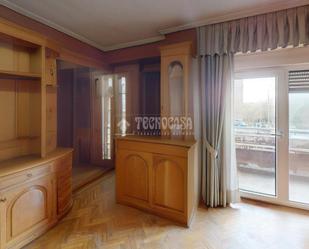 Flat for sale in Vinateros, Moratalaz,  Madrid Capital